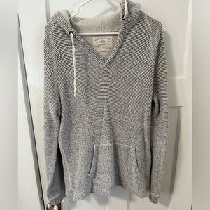 American Eagle knit pullover